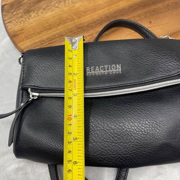 Kenneth Cole Reaction Crossbody Bag Black Pebbled Faux Leather Snap Flap Zipper - Picture 13 of 16